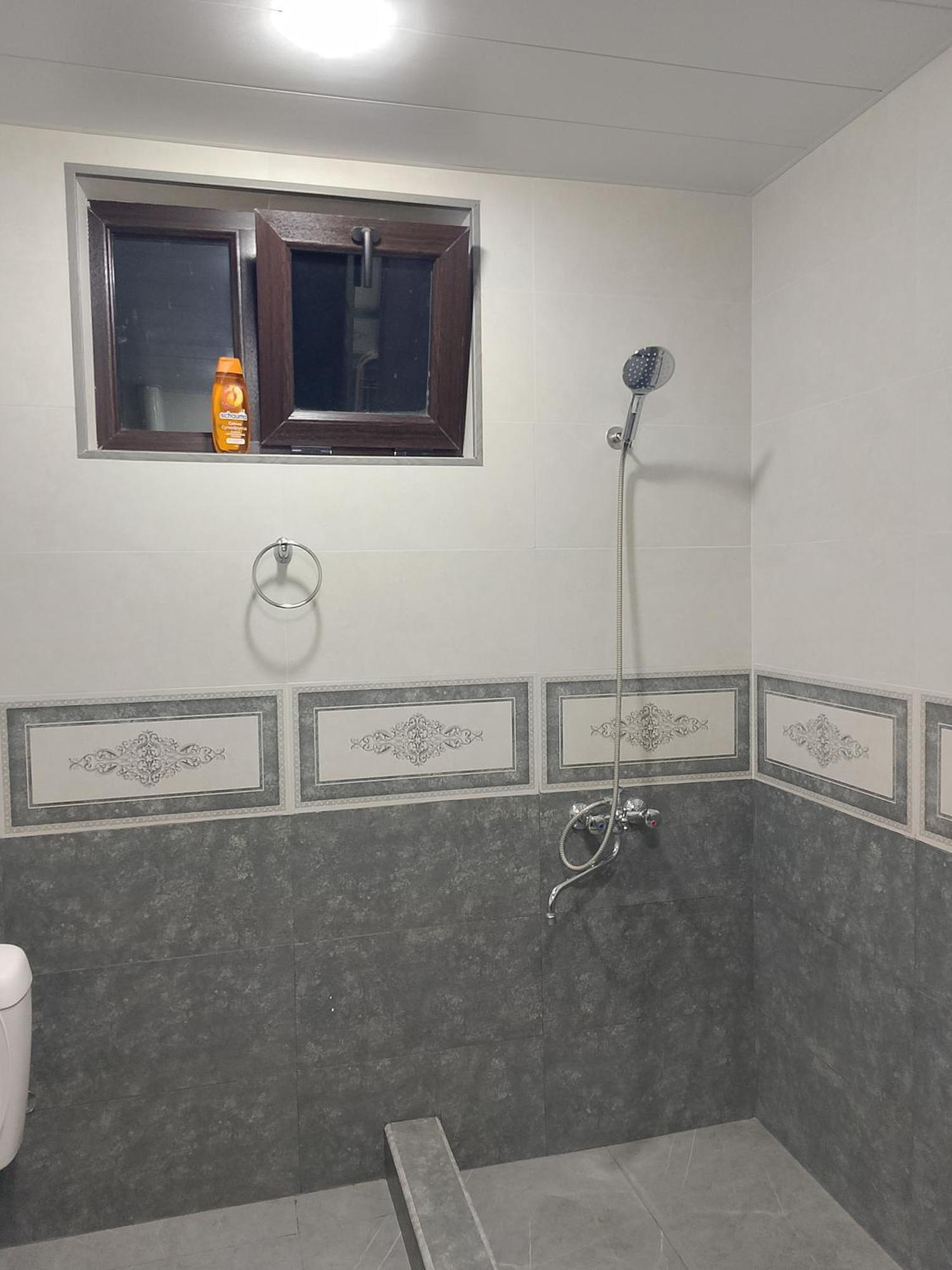 Lyucie Guest House Idzsevan Kültér fotó