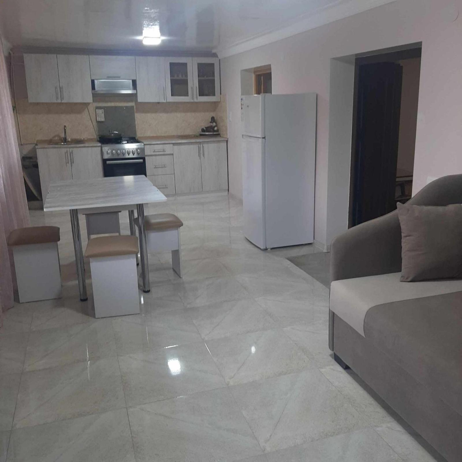 Lyucie Guest House Idzsevan Kültér fotó